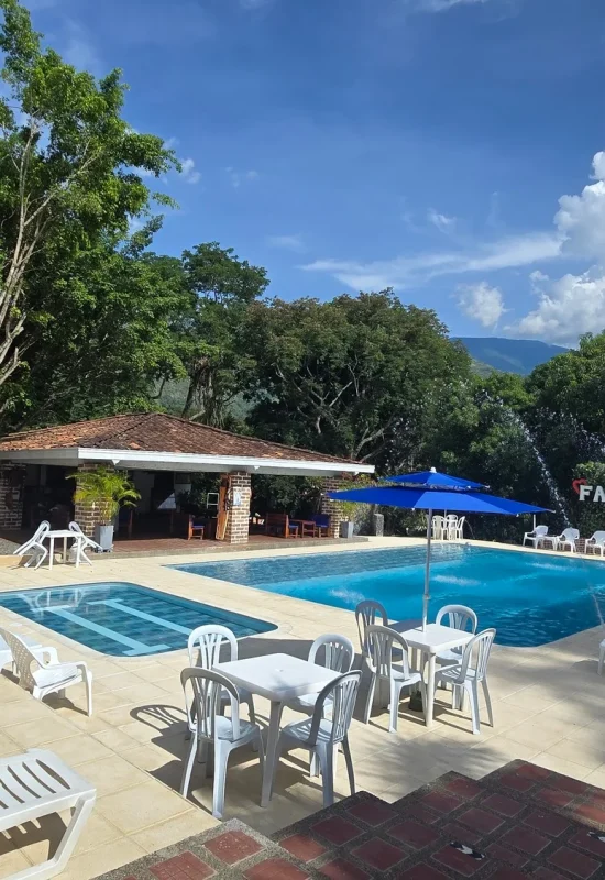 hosteria-familia- (1)